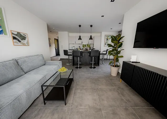 Bonnystay Und Entspannung Naehe Zentrum * ヘルツォーゲンアウラッハ