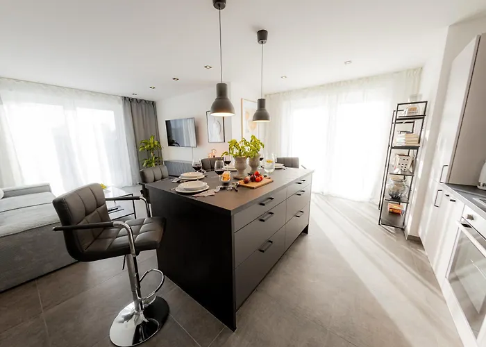 アパート Bonnystay Und Entspannung Naehe Zentrum ヘルツォーゲンアウラッハ