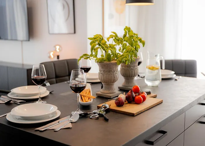 Bonnystay Und Entspannung Naehe Zentrum ヘルツォーゲンアウラッハ