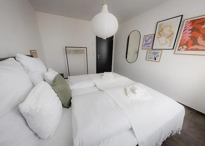 Bonnystay Und Entspannung Naehe Zentrum * ヘルツォーゲンアウラッハ